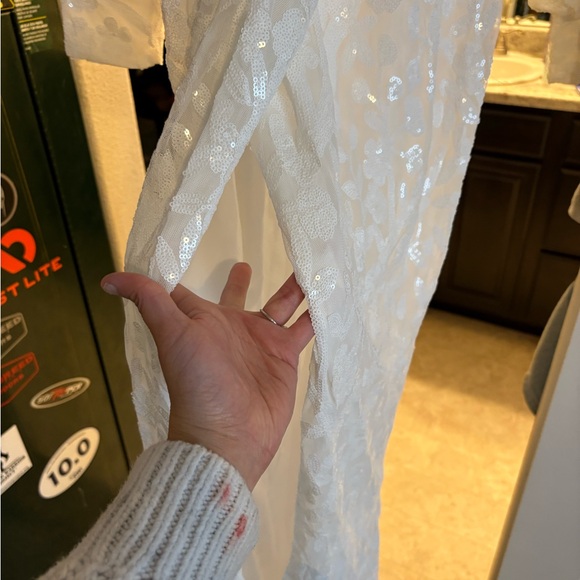 White Dress - Picture 4 of 5